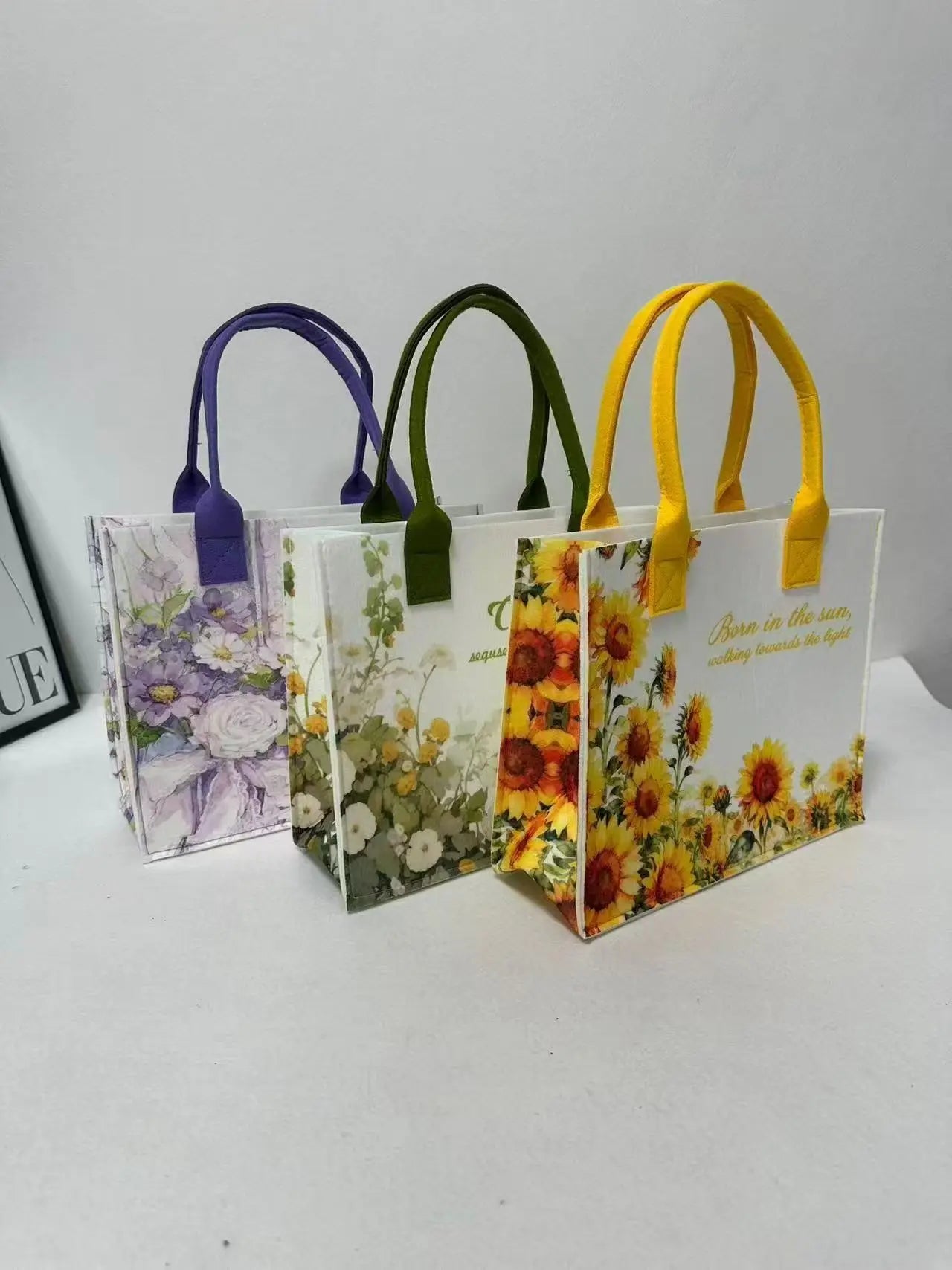 Premium Floral Print Designer Felt Handbag - High-Resolution Botanical Series